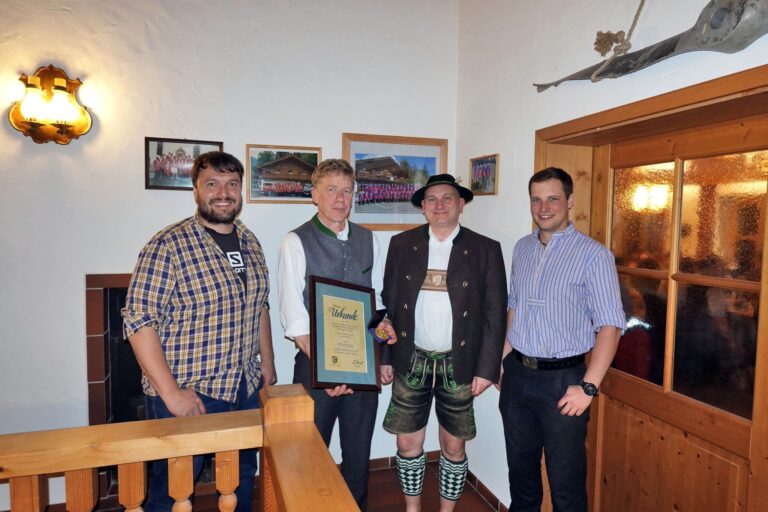 Goldene Ehrenplakette für Willi Kraus